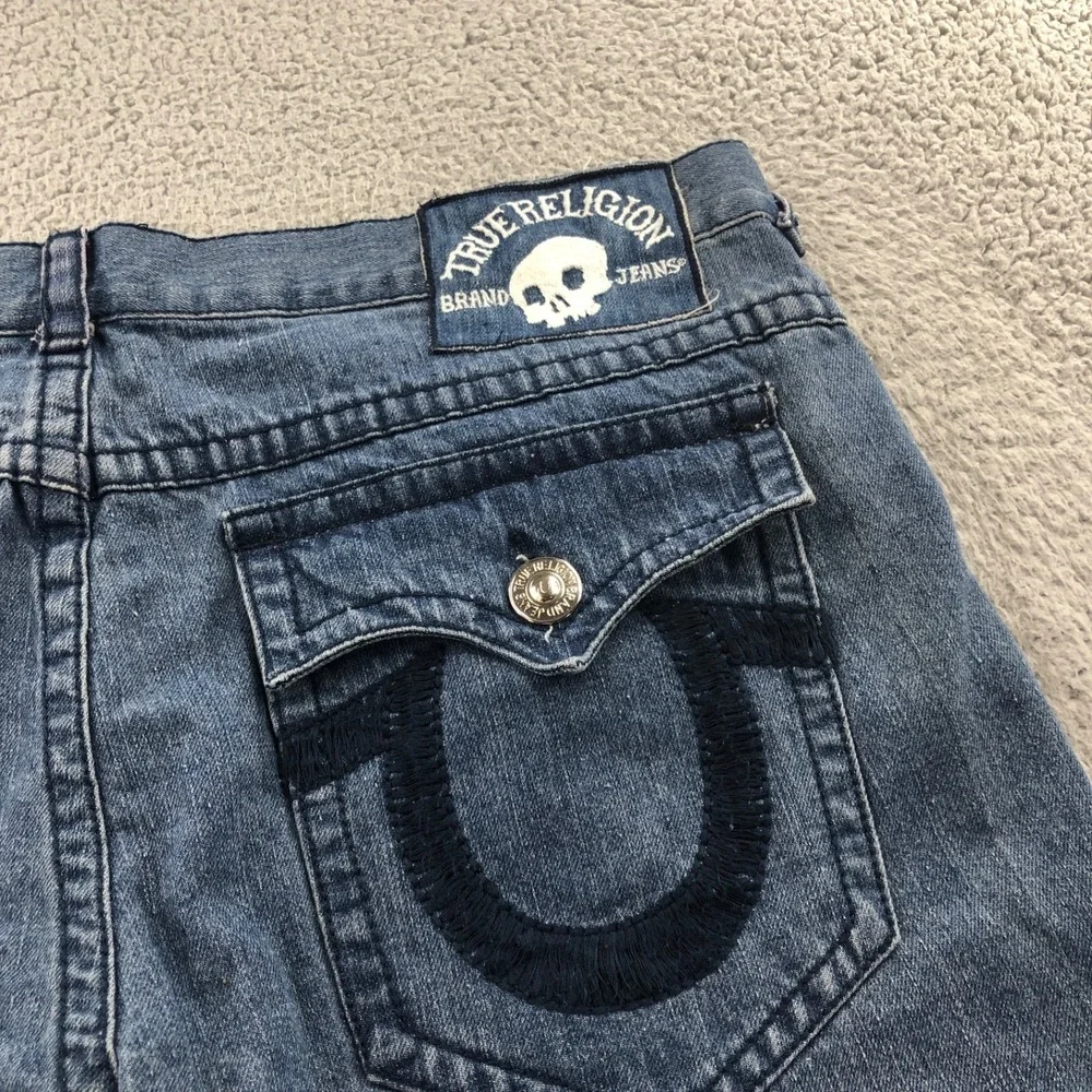 Vintage True Religion Jeans Mens 42x34 Blue Y2K Straight Skull Patch Made In USA